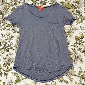 ❗️Last Chance❗️ JOE FRESH Tee